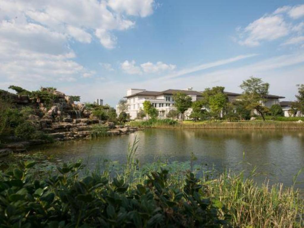 Linyi Blue Horizon International Hotel Yi He Exteriér fotografie